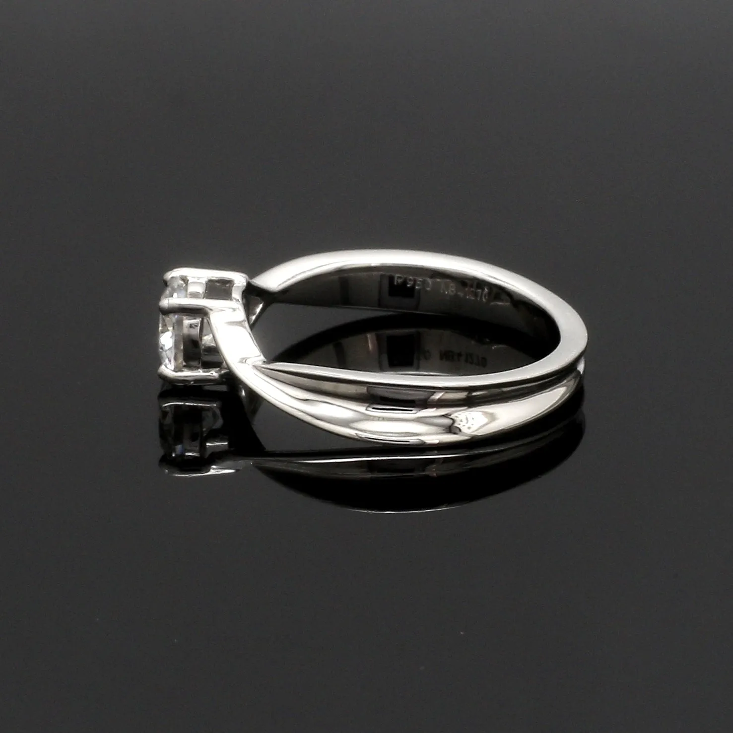 1.50-Carat Lab Grown Solitaire Platinum Twisted Shank Ring JL PT LG G 1351-C