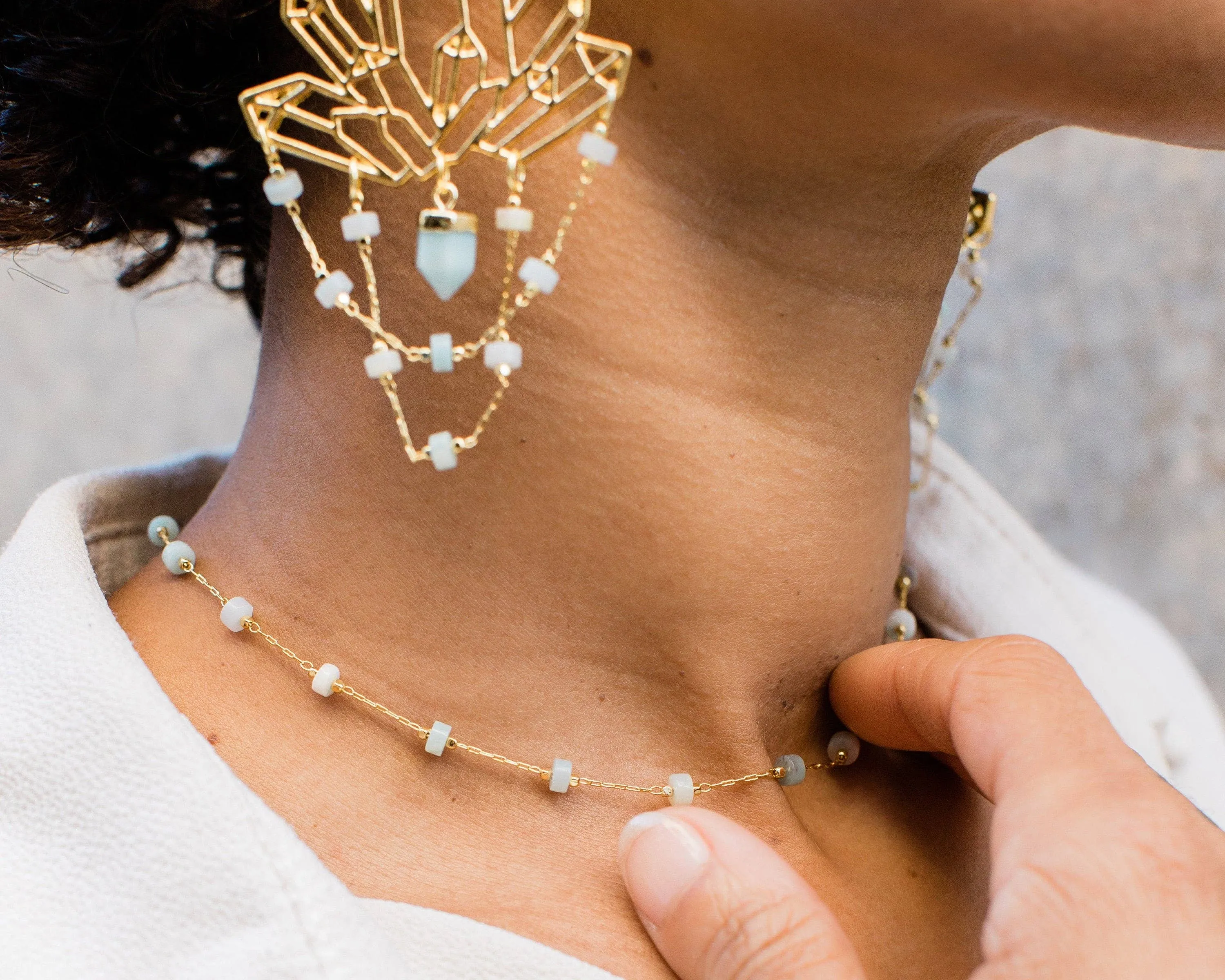 18K Dainty Gold Gemstone Choker
