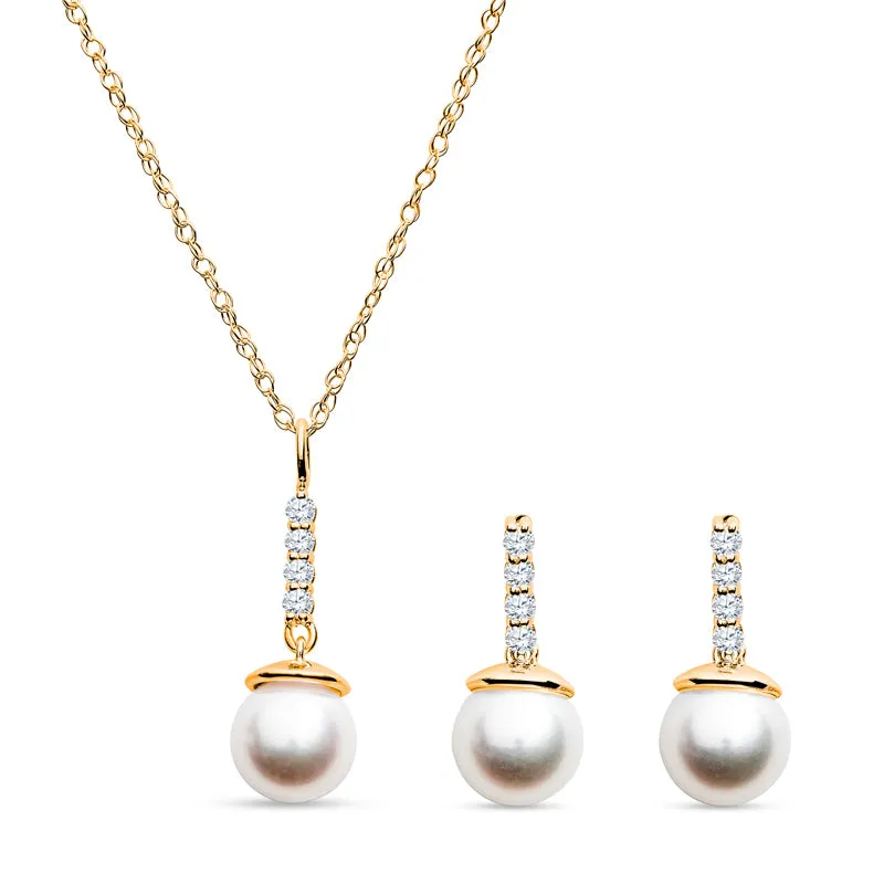 Elongated Diamond and Pearl Pendant Gold