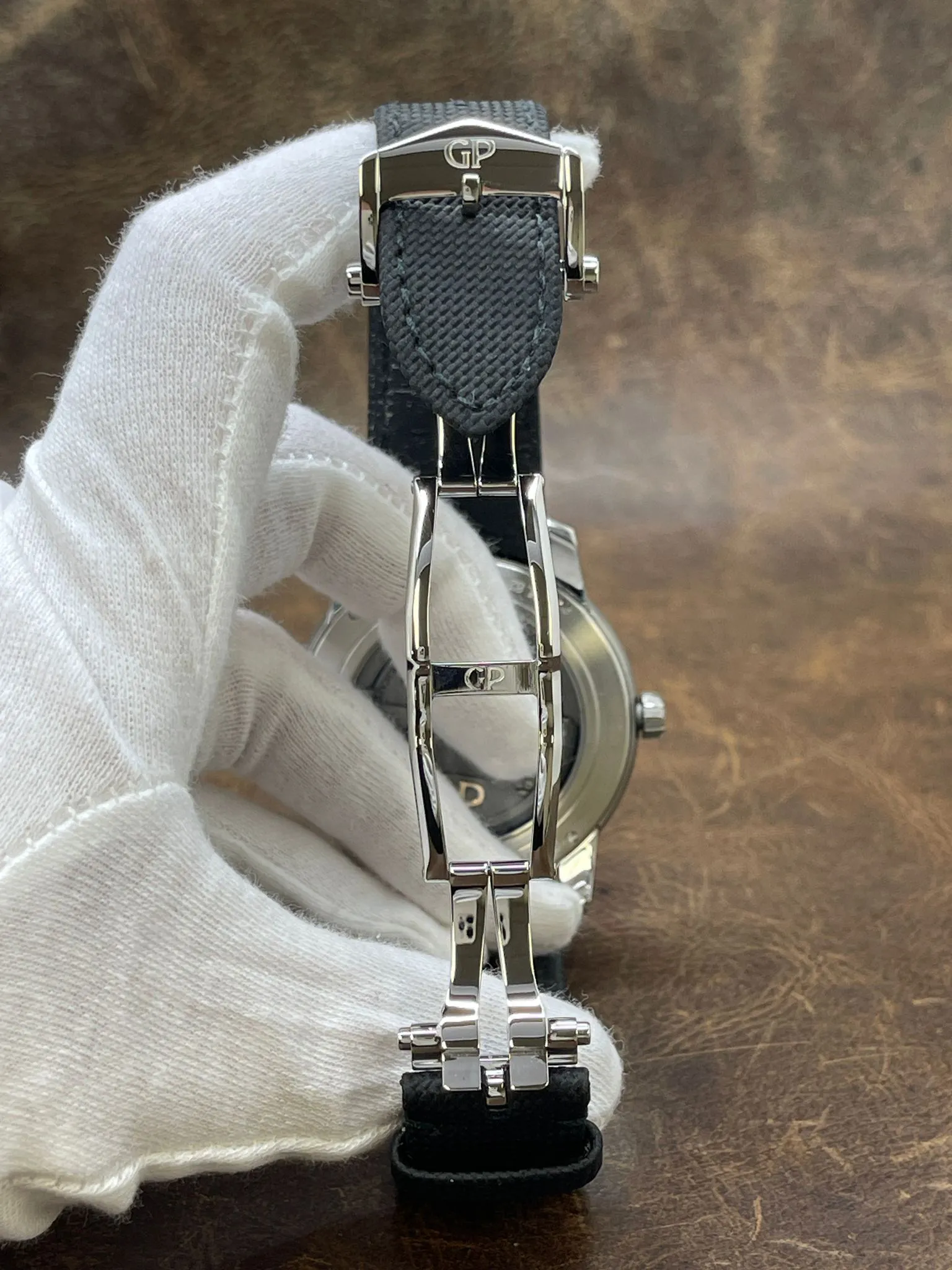 Girard Perregaux Free Bridge 82000-11-631-FA6A Skeleton Dial Automatic Men's Watch
