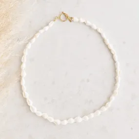INDIGO & WOLFE SHELLEY NECKLACE