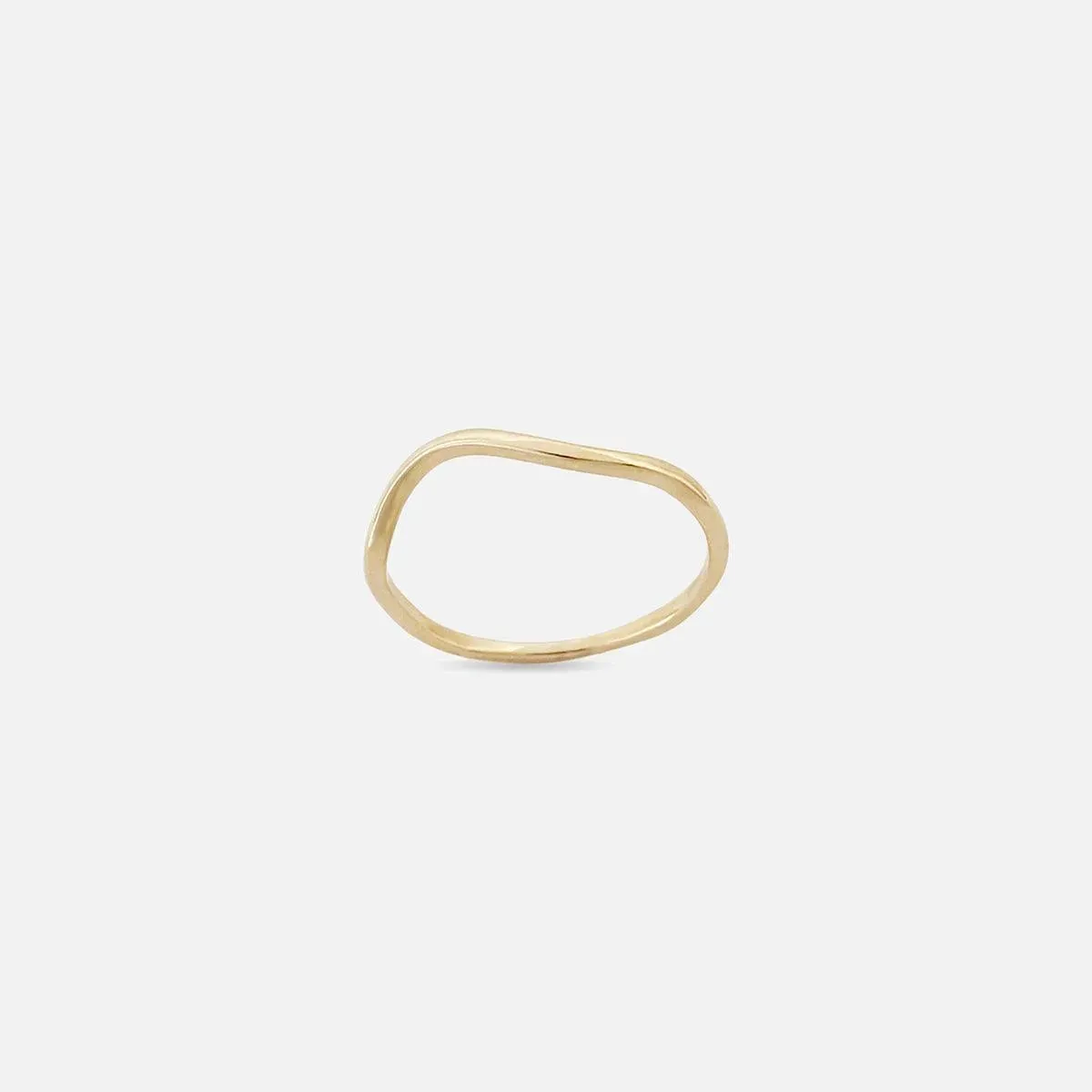Nalu Plain Wave Band Ring