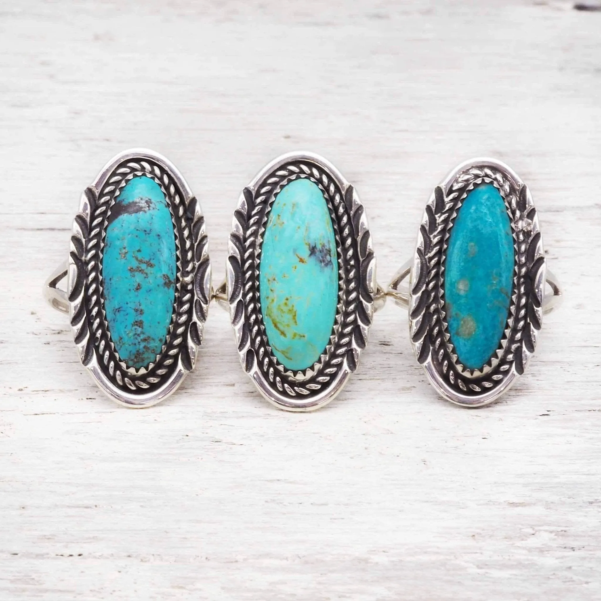 Navajo Detailed Oval Turquoise Ring