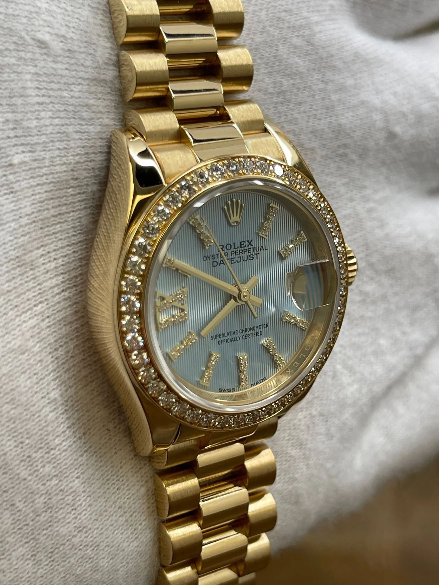 Rolex Datejust 28mm 18K Yellow Gold 279138 Cornflower Blue Stripe Diamond Dial Automatic Women's Watch