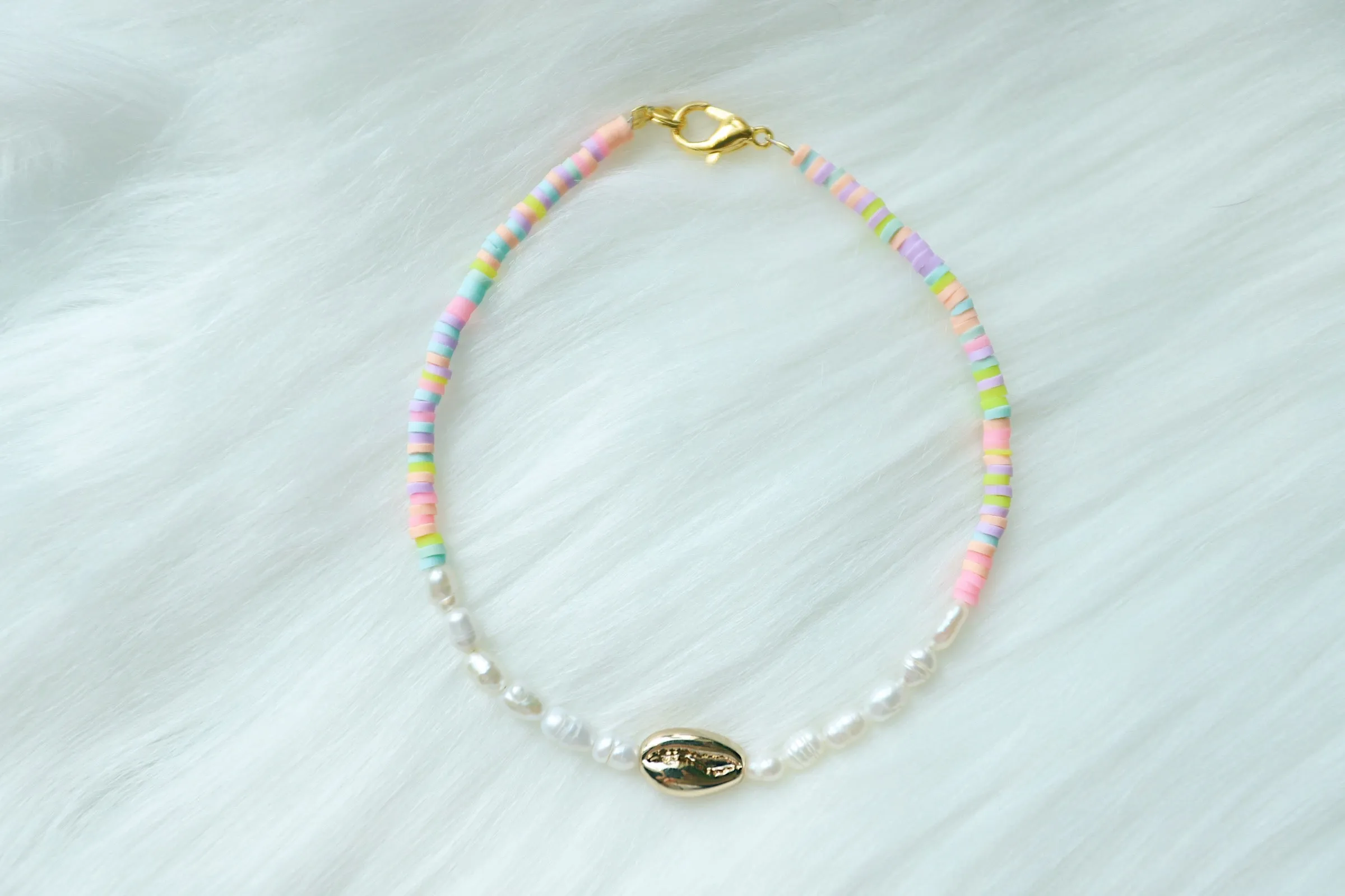 Seashell sugar beaded anklet