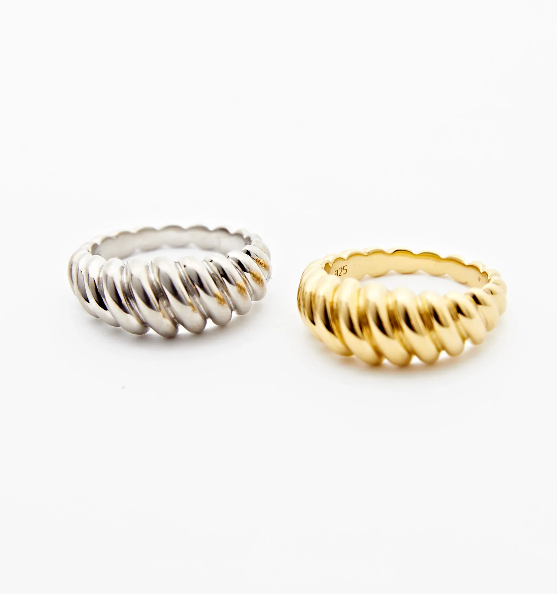 Swell Twist Ring